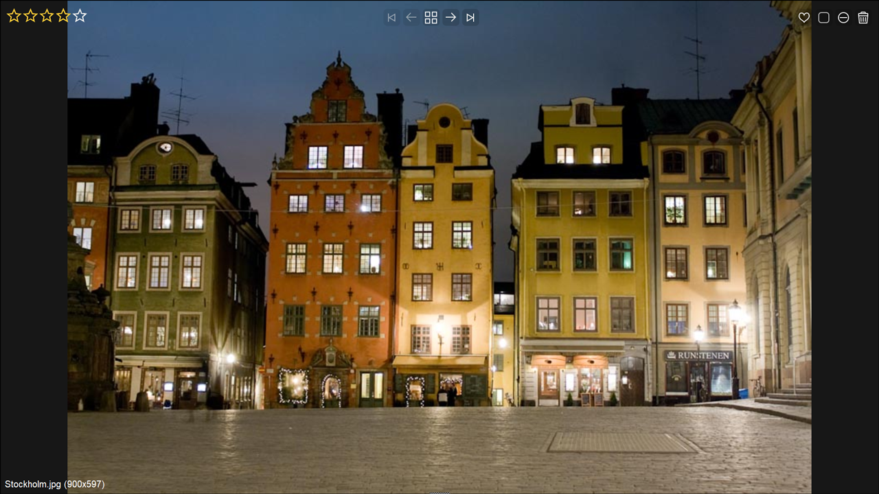 Full screen preview