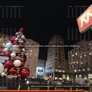 Alberi di Natale a Milano 2024 Foto