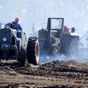 Gloeikop tractors